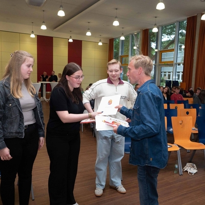 Danksagungen nach der ersten H&auml;lfte in Raum 1