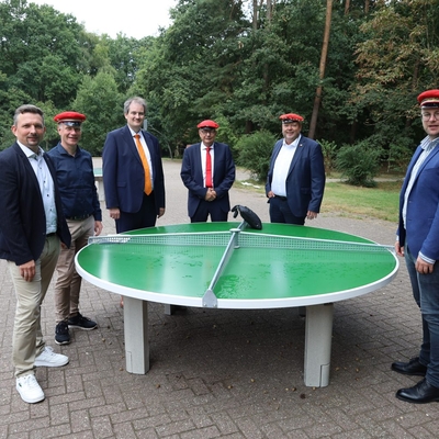 Einen herzlichen Dank von der Schulgemeinschaft f&uuml;r die neue Rundlaufplatte &ndash; gespendet vom Verein Ehemaliger Georgianer