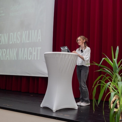 Dorothea macht darauf aufmerksam, dass das Klima in Mosambik die Menschen krank macht