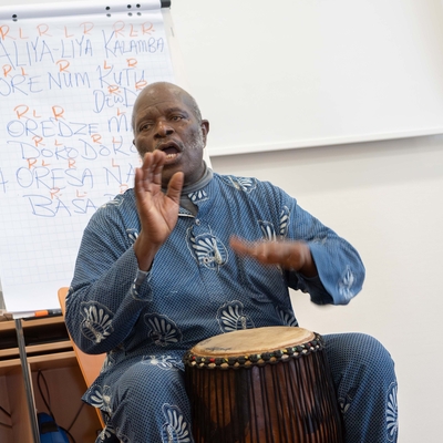 Trommelworkshop 07-10-2025 ROT KLEIN-5.jpg