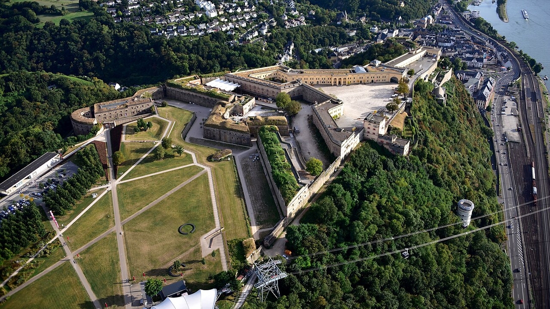 Luftaufnahme der Festung Ehrenbreitstein (Koblenz); Foto: Elmar Zenner